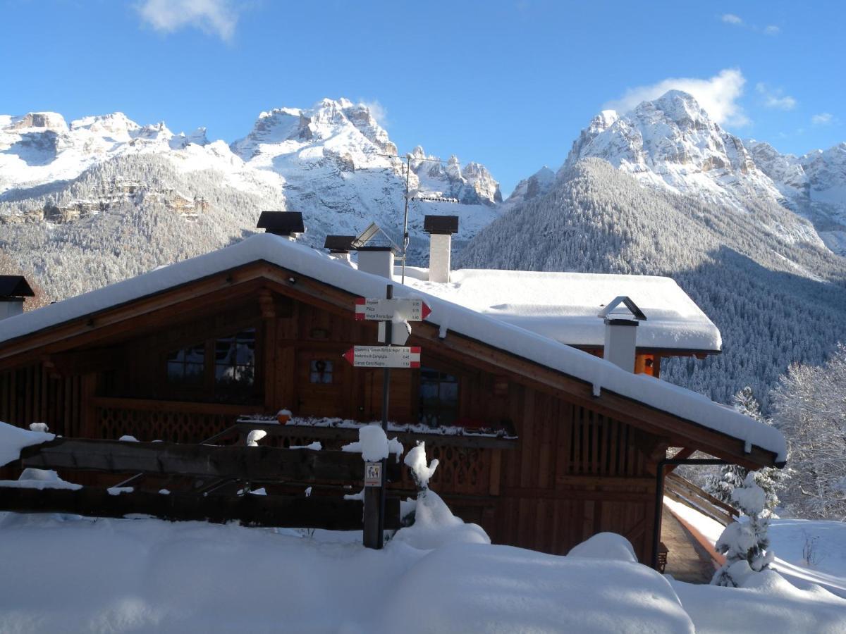 Fogajard Lovely Chalet Мадона ди Кампильо Екстериор снимка