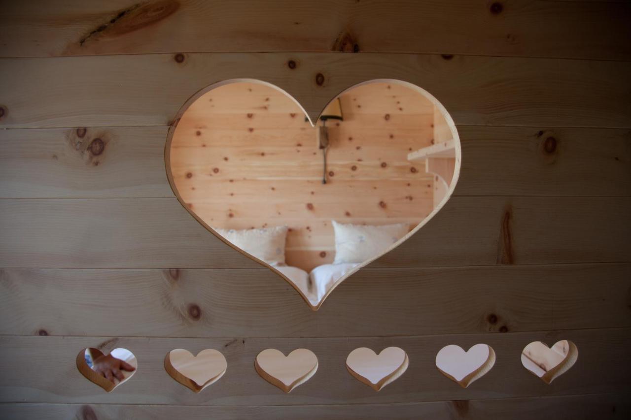 Fogajard Lovely Chalet Мадона ди Кампильо Екстериор снимка