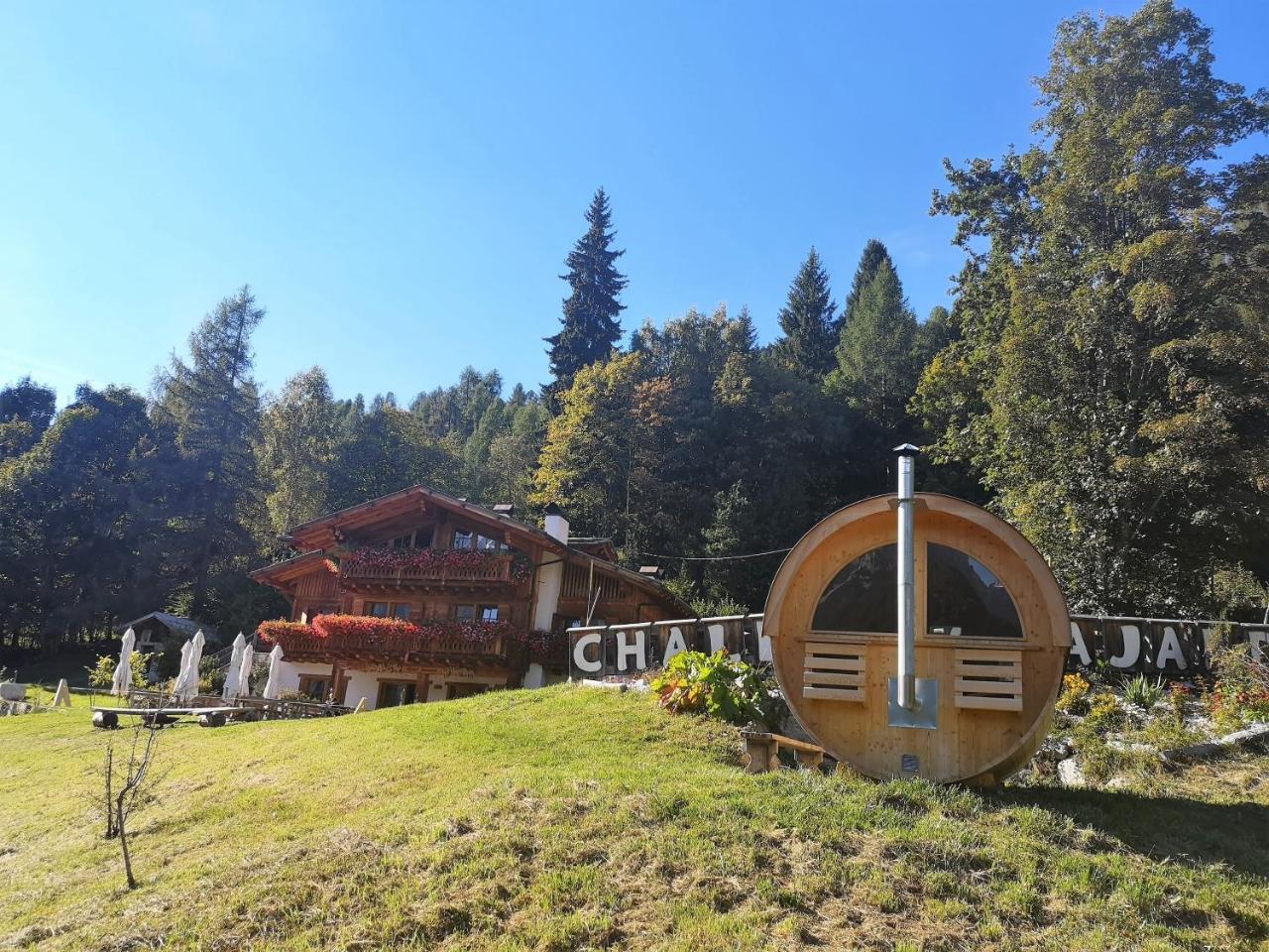 Fogajard Lovely Chalet Мадона ди Кампильо Екстериор снимка